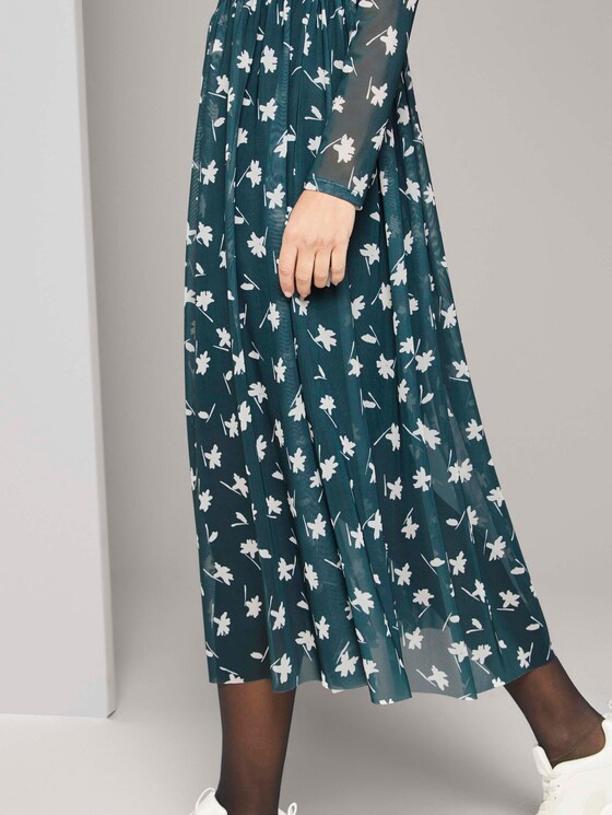 Gemustertes Midikleid mit Stehkragen - Frauen - green flower print Gemustertes Midikleid mit Stehkragen - Frauen - green flower print - 10 - TOM TAILOR Denim