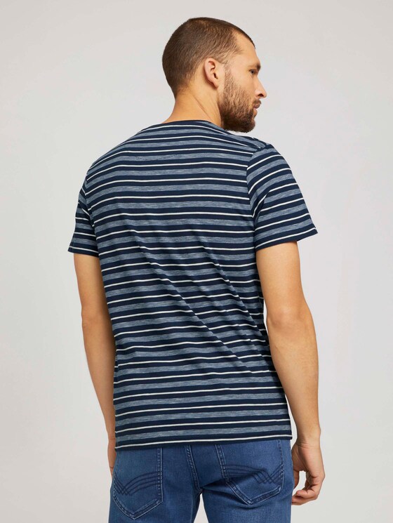 gestreiftes T-Shirt mit Rundhalsausschnitt - Männer - Blue Off White Stripe gestreiftes T-Shirt mit Rundhalsausschnitt - Männer - Blue Off White Stripe - 2 - TOM TAILOR
