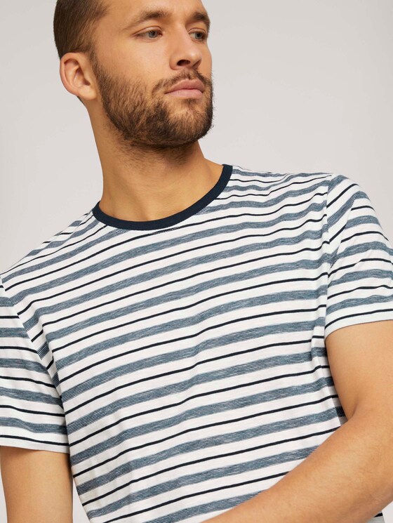 gestreiftes T-Shirt mit Rundhalsausschnitt - Männer - offwhite navy stripes gestreiftes T-Shirt mit Rundhalsausschnitt - Männer - offwhite navy stripes - 9 - TOM TAILOR
