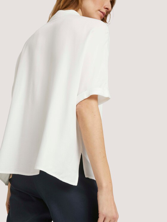 Lockere Kurzarmbluse mit Brusttaschen - Frauen - Whisper White Lockere Kurzarmbluse mit Brusttaschen - Frauen - Whisper White - 10 - TOM TAILOR