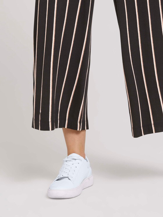 Pleated culotte trousers - Women - black beige vertical stripe Pleated culotte trousers - Women - black beige vertical stripe - 10 - TOM TAILOR Denim