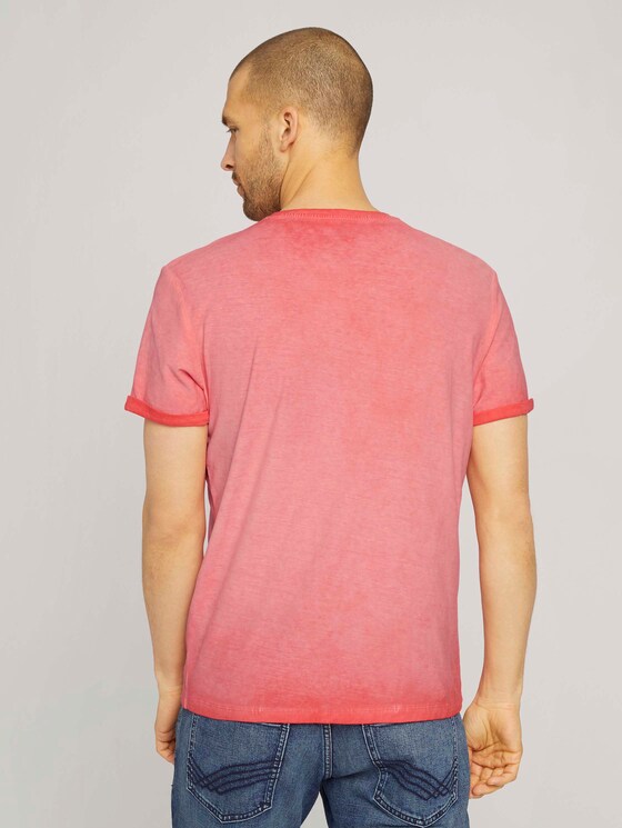 T-shirt in used look met print - Mannen - Plain Red T-shirt in used look met print - Mannen - Plain Red - 2 - TOM TAILOR