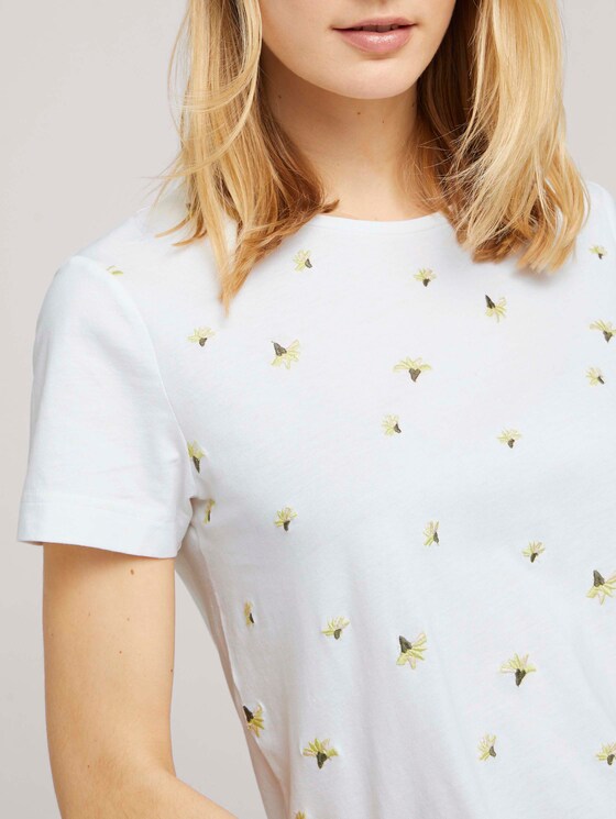 T-Shirt mit Bio-Baumwolle - Frauen - offwhite floral embroidery T-Shirt mit Bio-Baumwolle - Frauen - offwhite floral embroidery - 9 - TOM TAILOR