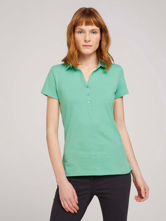 Poloshirt met kleine logoprint - Vrouwen - soft leaf green Poloshirt met kleine logoprint - Vrouwen - soft leaf green - 1 - TOM TAILOR
