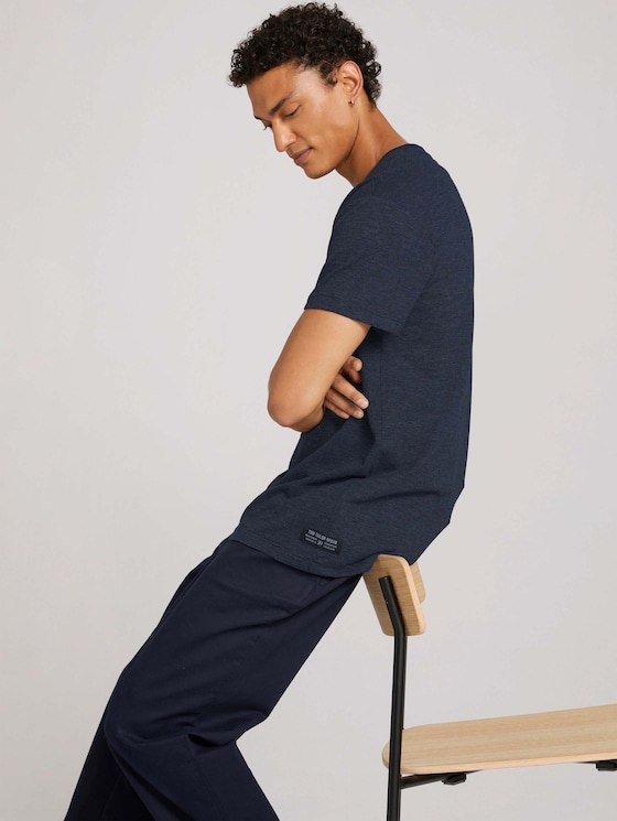 T-shirt met fijne strepen - Mannen - Dark Blue Stripe T-shirt met fijne strepen - Mannen - Dark Blue Stripe - 5 - TOM TAILOR Denim