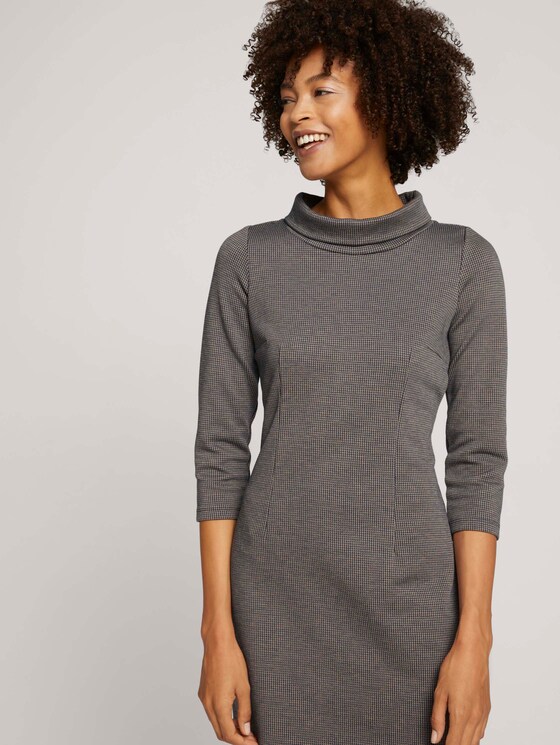 Patterned dress with a turtleneck - Women - navy beige houndstooth Patterned dress with a turtleneck - Women - navy beige houndstooth - 5 - TOM TAILOR
