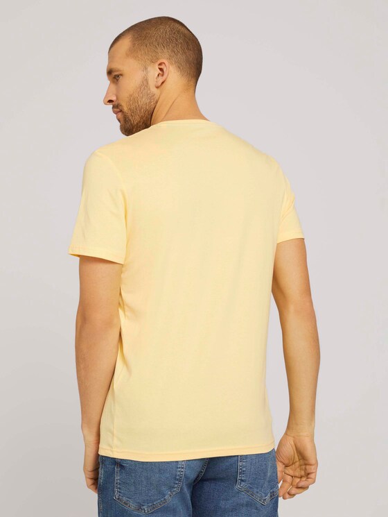 T-Shirt mit Logo-Print - Männer - pale banana yellow T-Shirt mit Logo-Print - Männer - pale banana yellow - 2 - TOM TAILOR