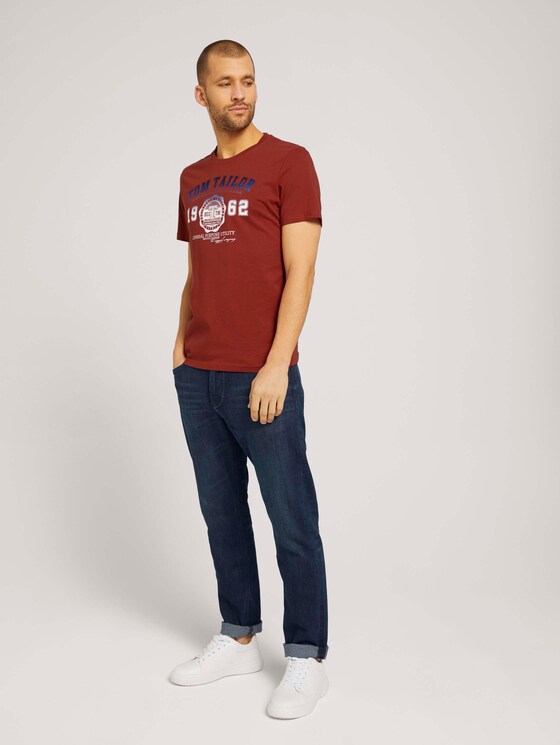 T-Shirt mit Logo-Print - Männer - chili oil red T-Shirt mit Logo-Print - Männer - chili oil red - 3 - TOM TAILOR