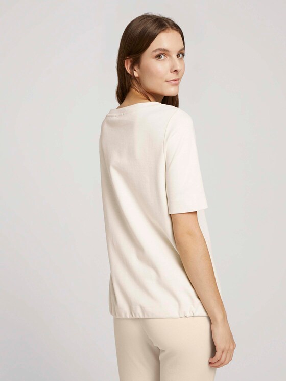 Besticktes T-Shirt mit Bio-Baumwolle - Frauen - smooth light sand Besticktes T-Shirt mit Bio-Baumwolle - Frauen - smooth light sand - 2 - TOM TAILOR