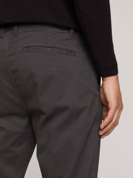 Travis slim chino trousers with organic cotton - Men - anthra black minimal design Travis slim chino trousers with organic cotton - Men - anthra black minimal design - 10 - TOM TAILOR