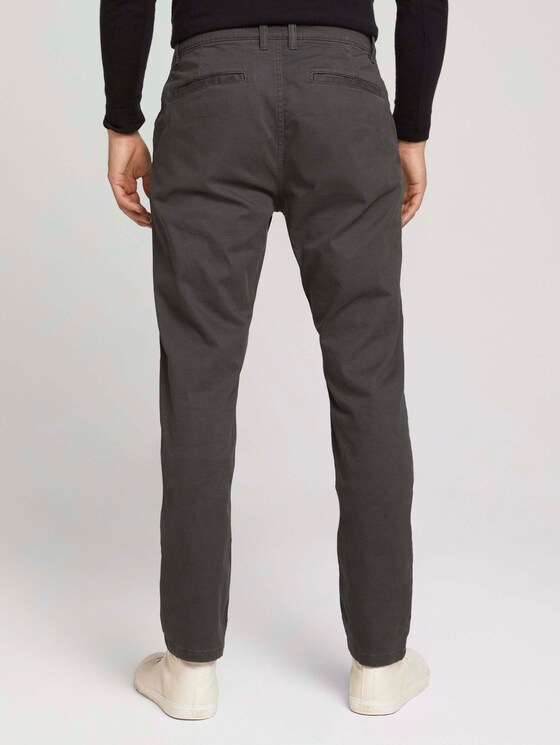 Travis slim chino trousers with organic cotton - Men - anthra black minimal design Travis slim chino trousers with organic cotton - Men - anthra black minimal design - 2 - TOM TAILOR