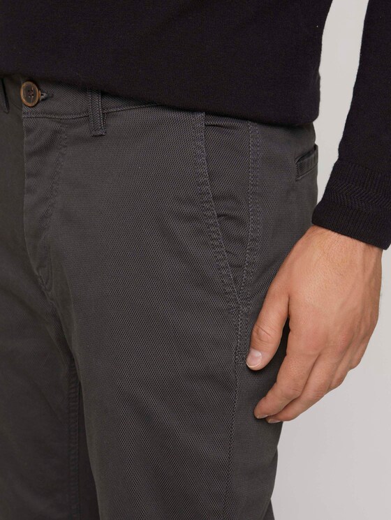 Travis slim chino trousers with organic cotton - Men - anthra black minimal design Travis slim chino trousers with organic cotton - Men - anthra black minimal design - 9 - TOM TAILOR