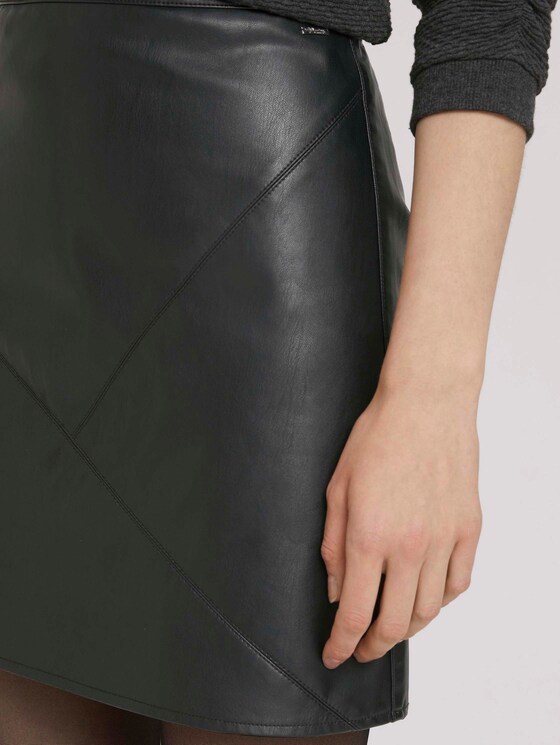 Mini skirt in a leather look - Women - deep black Mini skirt in a leather look - Women - deep black - 10 - TOM TAILOR Denim