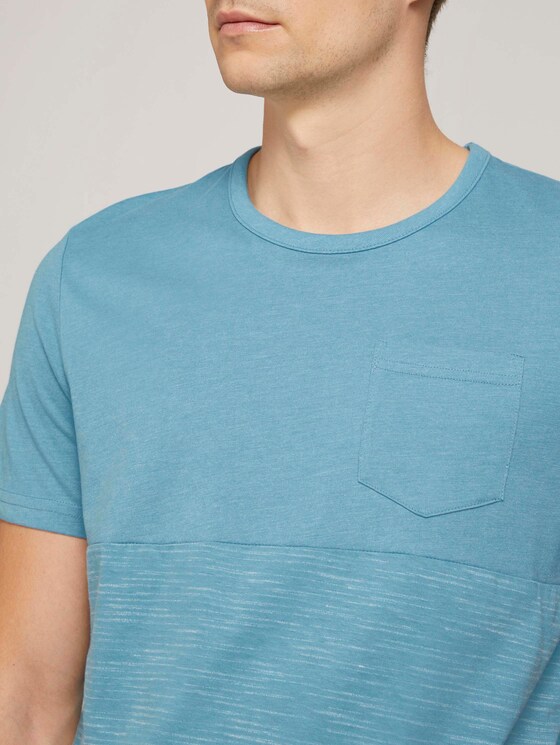 Striped t-shirt with a chest pocket - Men - smokey aqua white melange Striped t-shirt with a chest pocket - Men - smokey aqua white melange - 9 - TOM TAILOR