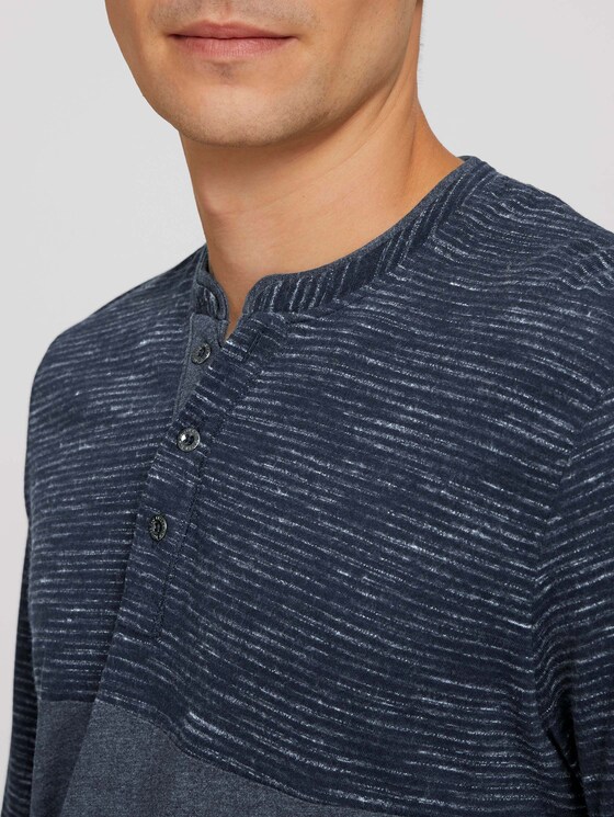 Long-sleeved shirt with fine stripes - Men - sky captain blue white melange Long-sleeved shirt with fine stripes - Men - sky captain blue white melange - 9 - TOM TAILOR