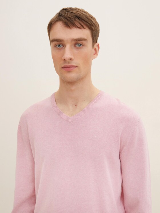 Mottled sweater with a V-neckline