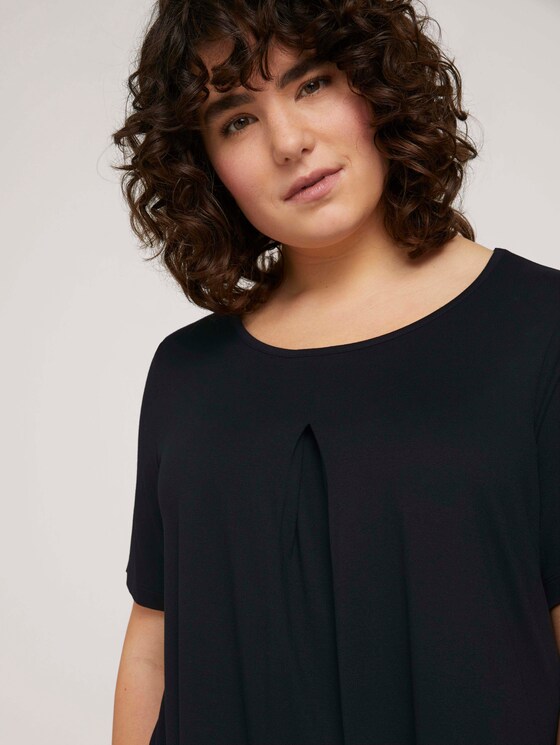 Curvy - T-Shirt mit Kellerfalte - Frauen - Deep Black Curvy - T-Shirt mit Kellerfalte - Frauen - Deep Black - 9 - My True Me