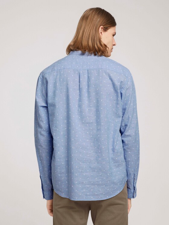 Leinenhemd mit recycelten Fasern - Männer - blue white scattered design Leinenhemd mit recycelten Fasern - Männer - blue white scattered design - 2 - TOM TAILOR Denim