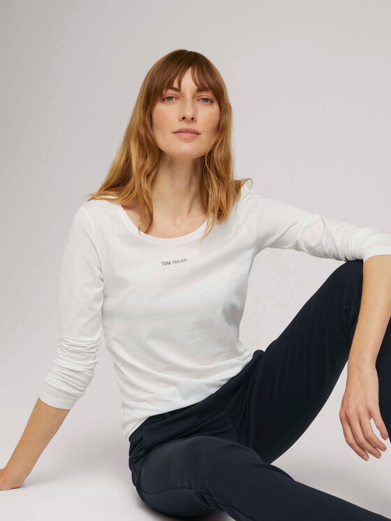 Logo print long-sleeved shirt with organic cotton - Women - Whisper White - 5 - TOM TAILOR