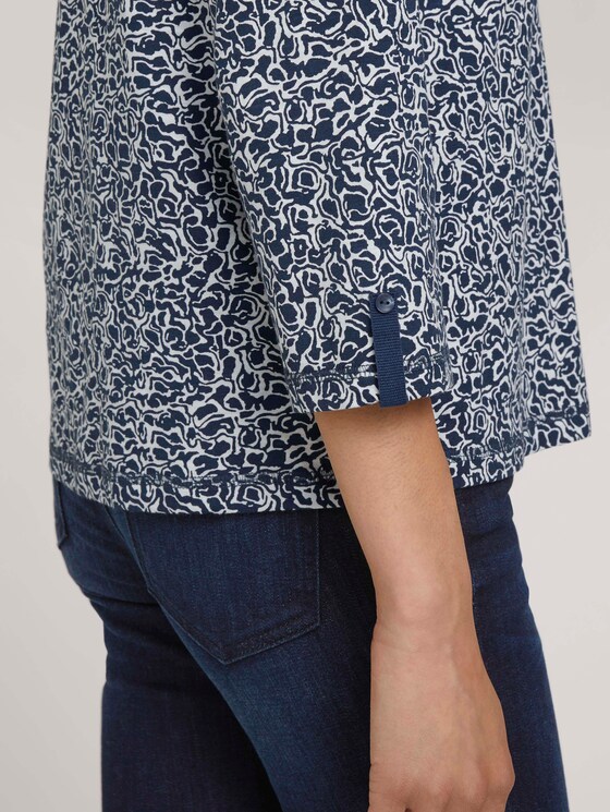 Gemustertes Henleyshirt mit Bio-Baumwolle - Frauen - blue offwhite minimal Gemustertes Henleyshirt mit Bio-Baumwolle - Frauen - blue offwhite minimal - 9 - TOM TAILOR