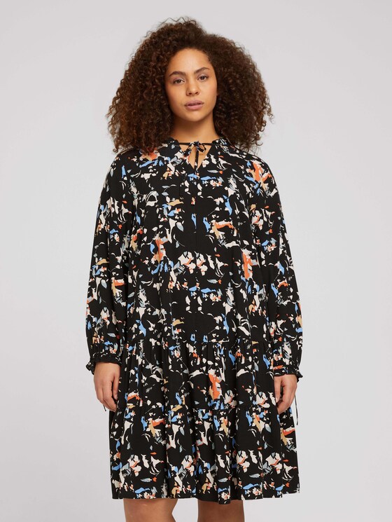 Plus - Gemustertes Midi Kleid mit LENZING™ ECOVERO™ - Frauen - abstract flower pattern Plus - Gemustertes Midi Kleid mit LENZING™ ECOVERO™ - Frauen - abstract flower pattern - 1 - My True Me