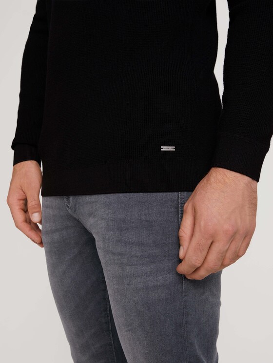 Strukturierter Pullover mit LENZING™ ECOVERO™ - Männer - Black Strukturierter Pullover mit LENZING™ ECOVERO™ - Männer - Black - 9 - TOM TAILOR