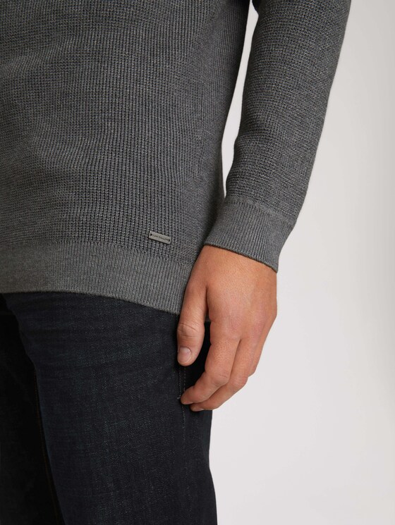 Strukturierter Rollkragenpullover mit LENZING™ ECOVERO™ - Männer - Stormy Gray Melange Strukturierter Rollkragenpullover mit LENZING™ ECOVERO™ - Männer - Stormy Gray Melange - 9 - TOM TAILOR