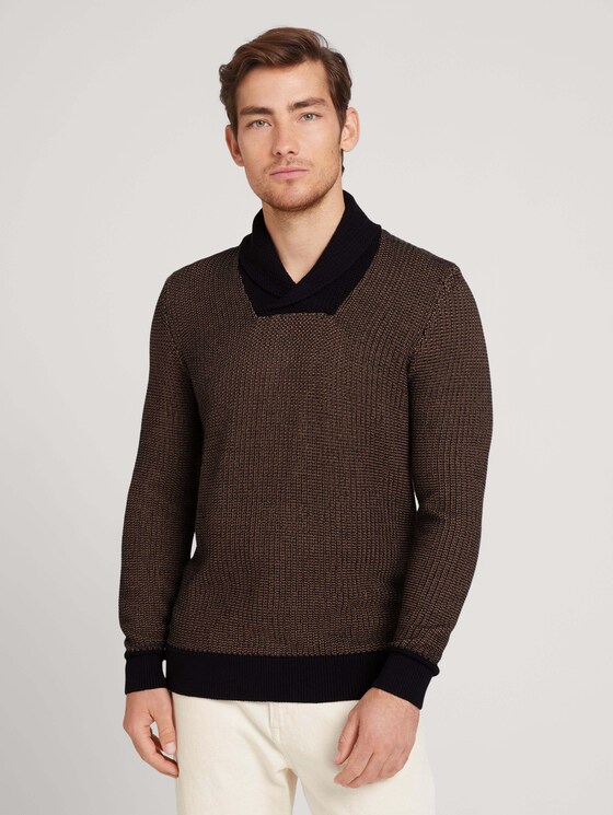 Pullover mit Schalkragen mit Bio-Baumwolle - Männer - black cognac knit structure Pullover mit Schalkragen mit Bio-Baumwolle - Männer - black cognac knit structure - 1 - TOM TAILOR