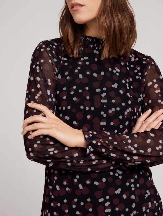 Gemustertes Langarmshirt aus Mesh - Frauen - black large dot design Gemustertes Langarmshirt aus Mesh - Frauen - black large dot design - 9 - TOM TAILOR