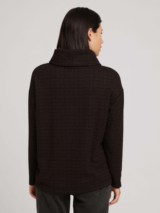 Patterned sweatshirt with a turtleneck - Women - black brown structure check Patterned sweatshirt with a turtleneck - Women - black brown structure check - 2 - TOM TAILOR
