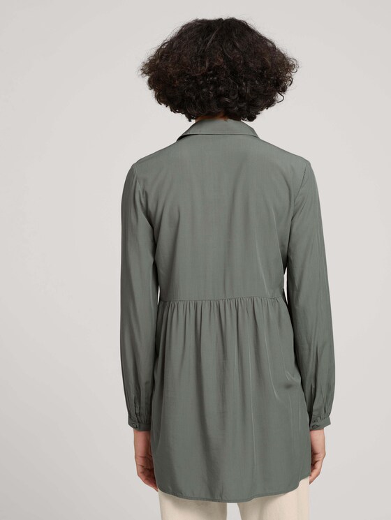 Lange Hemdbluse mit Raffungen - Frauen - dusty mid olive Lange Hemdbluse mit Raffungen - Frauen - dusty mid olive - 2 - TOM TAILOR