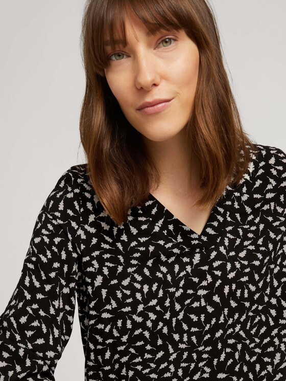 Bluse mit Rippbündchen - Frauen - black leaf design Bluse mit Rippbündchen - Frauen - black leaf design - 9 - TOM TAILOR