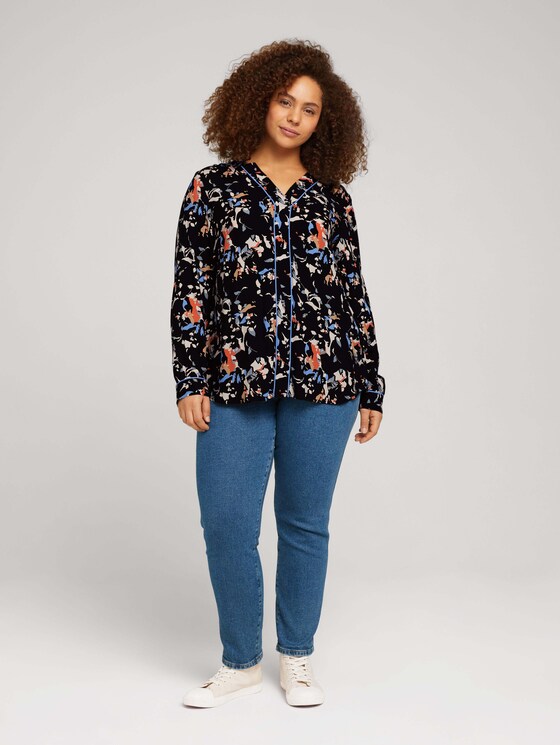 Plus - Bluse aus fließender Viskose - Frauen - abstract flower pattern Plus - Bluse aus fließender Viskose - Frauen - abstract flower pattern - 3 - My True Me