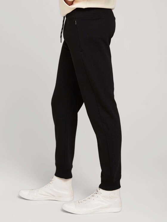 Jogginghose aus nachhaltiger Baumwolle - Männer - Black Jogginghose aus nachhaltiger Baumwolle - Männer - Black - 11 - TOM TAILOR Denim