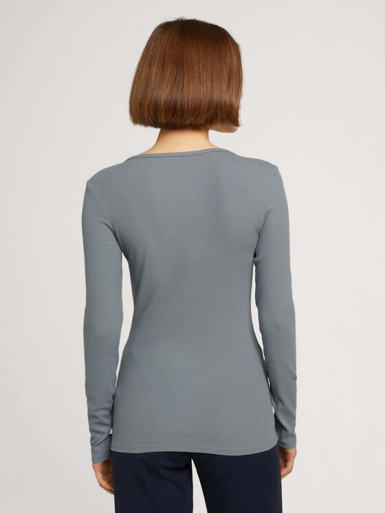 Long-sleeved shirt with a V-neckline made of sustainable cotton - Women - grey mint Long-sleeved shirt with a V-neckline made of sustainable cotton - Women - grey mint - 2 - TOM TAILOR Denim