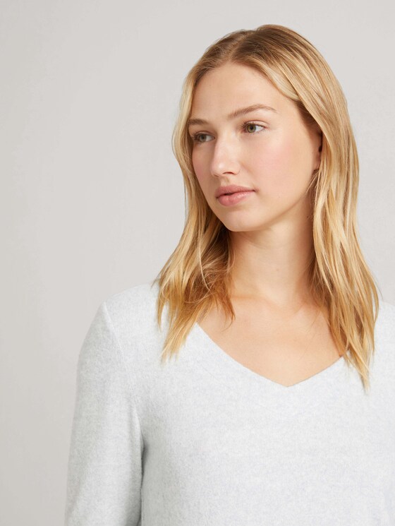 Long-sleeved shirt with a V-neckline - Women - grey mint melange Long-sleeved shirt with a V-neckline - Women - grey mint melange - 9 - TOM TAILOR Denim