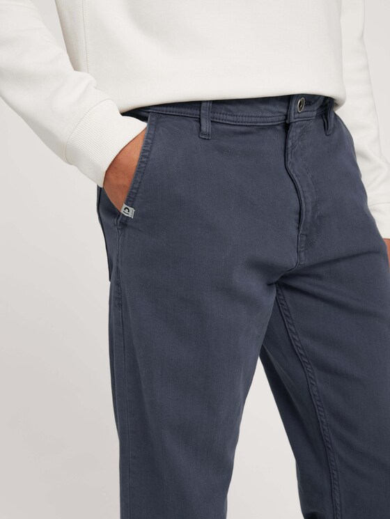 Loose Fit Jeans mit Bio-Baumwolle - Männer - Blueish Grey Loose Fit Jeans mit Bio-Baumwolle - Männer - Blueish Grey - 10 - TOM TAILOR Denim