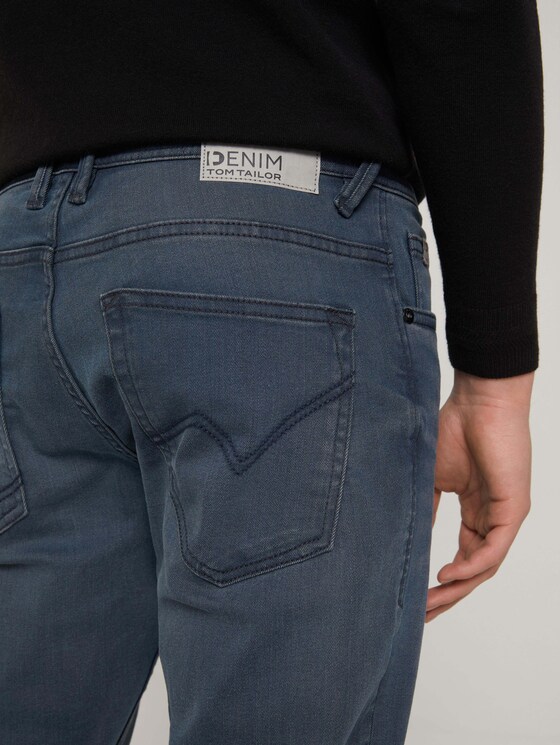 Aedan Straight Jeans mit recycletem Polyester