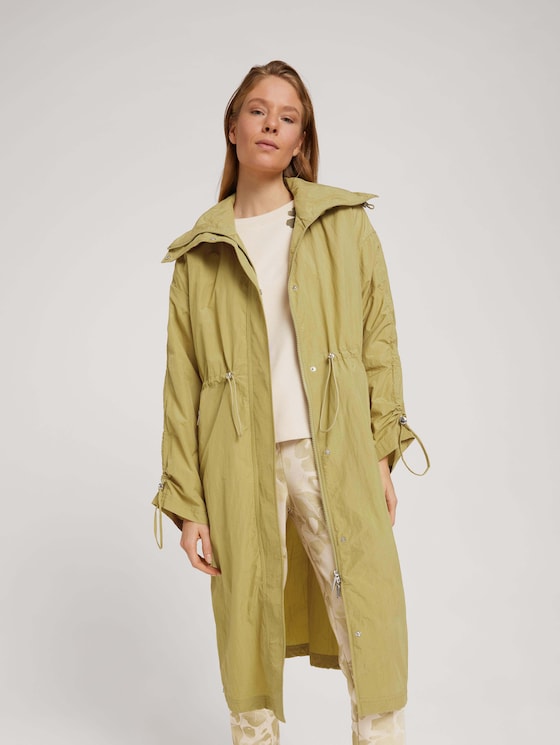 Regular fit parka with long sleeves with a turn-up option