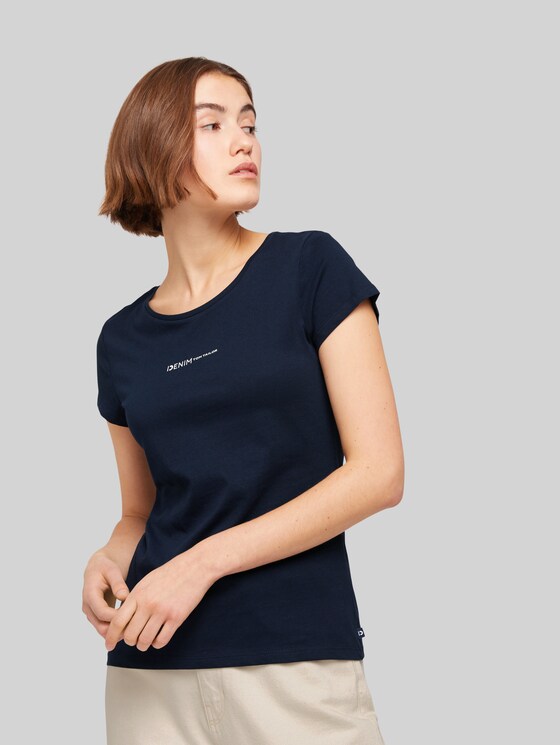 Slim fit t-shirt with a logo print by 