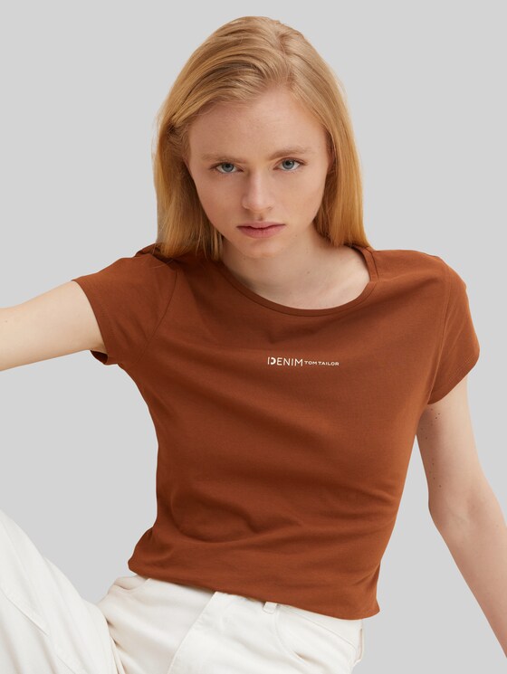 Slim fit t-shirt with a logo print by 