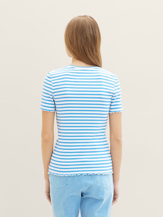 Slim fit t-shirt with stripes