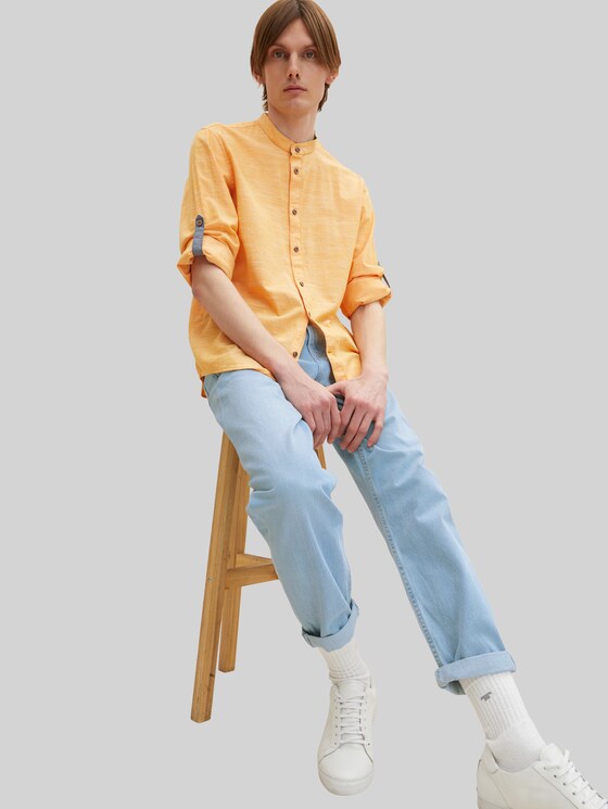 Plain-coloured shirt by Tom Tailor