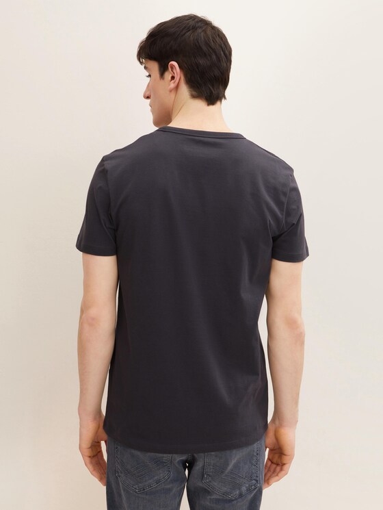 t shirt polos