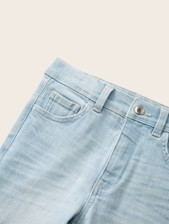 Denim shorts with organic cotton