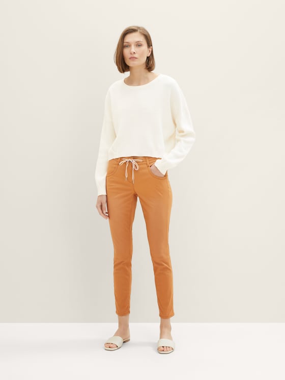 Tapered Relaxed Jeans