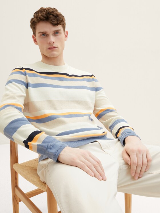 Strickpullover mit Streifenmuster
