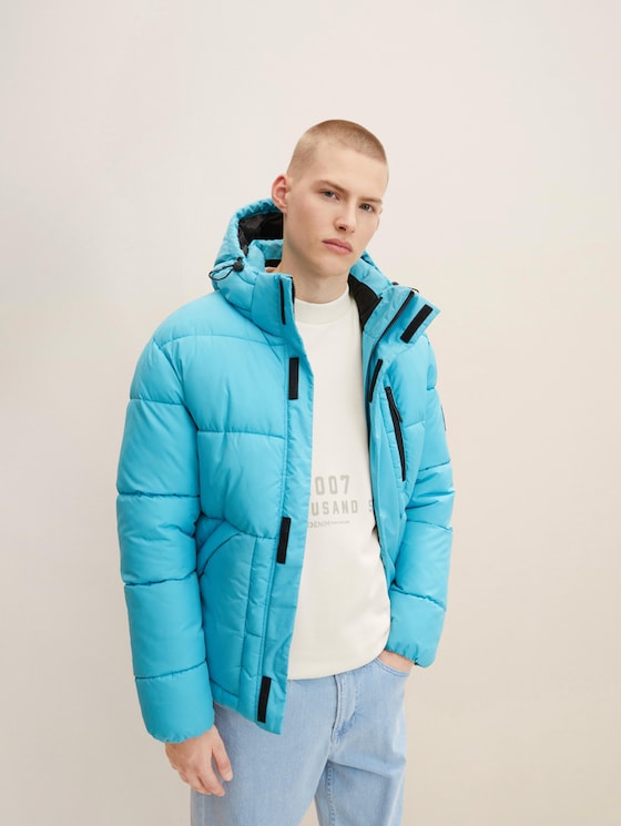 Pufferjacke mit abnehmbarer Kapuze - REPREVE(R) Our Ocean(R) von Denim Male, Laguna Light Blue