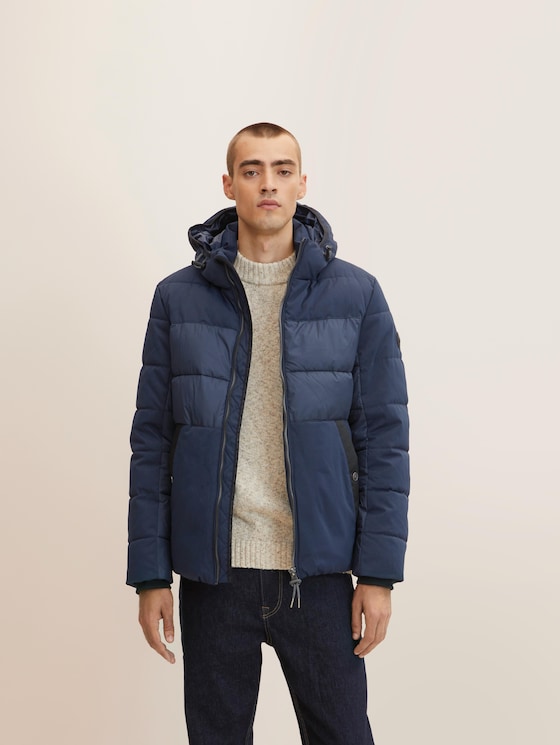 Puffer jacket with a detachable hood