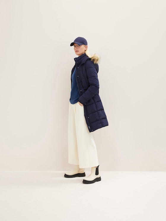Quilted coat with a detachable hood
